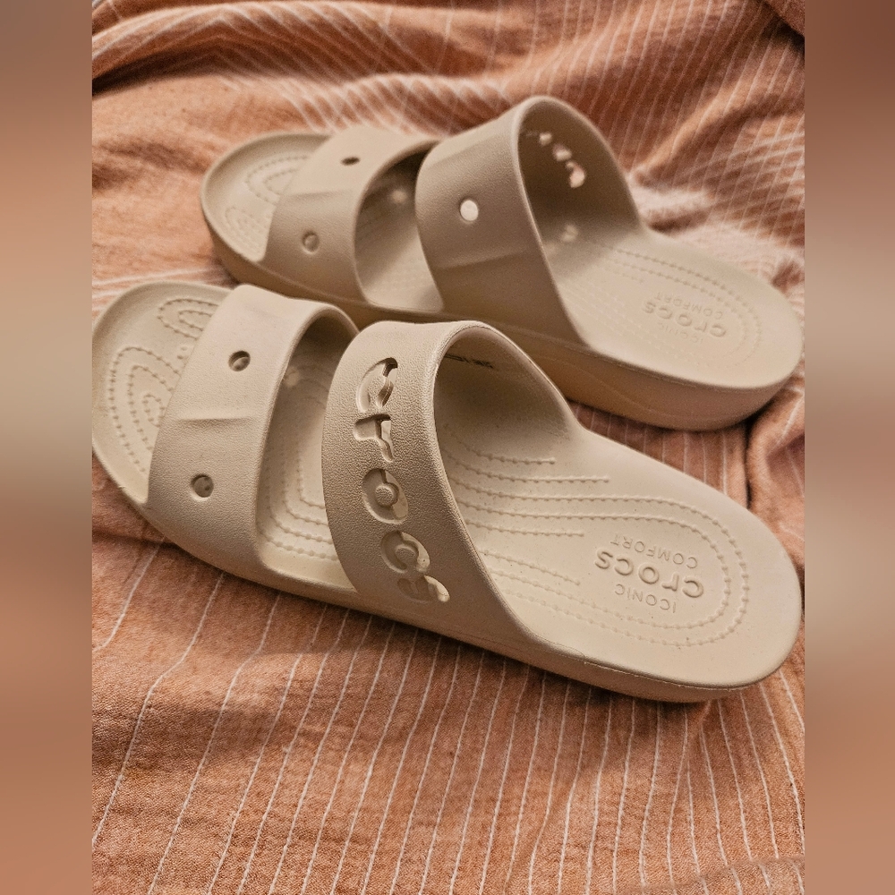 CROCS Baya Platform Sandal